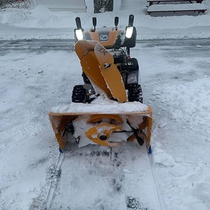 Souffleuse à neige compacte pour l'élimination de la neige avec une construction robuste, une puissance de déneigement élevée et une manutention pratique pendant l'hiver - Product Image 5