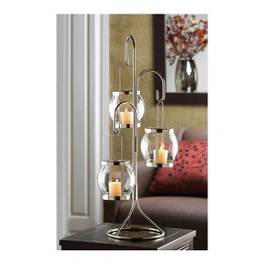 Grande lanterne en métal rustique avec base stable pour la décoration de jardin et de patio et l'éclairage chaleureux des bougies - Product Image 6