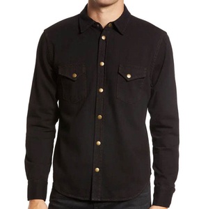 Chemises en jean vintage noires respirantes pour hommes, boutonnées, coupe ample et décontractée, idéales pour le bureau et les occasions formelles - Product Image 1