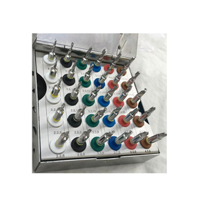 Kit d'implants dentaires, instruments chirurgicaux, procédure de placement d'implants, ensemble d'équipement dentaire, kit de chirurgie d'implants dentaires, implant oral - Product Image 2