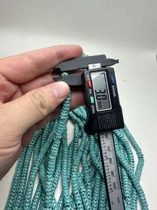 Vente en gros de perles de turquoise en forme de peau de serpent de marque LGJ dans une boîte d'emballage de différentes couleurs pour la fabrication de bijoux - Product Image 4