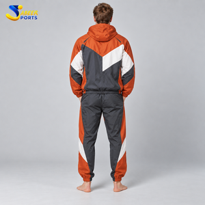 Survêtement coupe-vent tendance conçu avec un tissu de qualité, alliant légèreté, confort et liberté de mouvement - Product Image 6