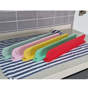 [ECOFRENDLY] Protector de Salpicaduras de Silicona SmileGuard, Tabla Bloqueadora de Agua para Fregadero de Cocina, Encimera - Product Image 2
