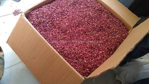 Pétalos y Capullos de Rosa Secos Naturales de Grado Alimenticio para Té y Uso Herbal, Suministro a Granel - Product Image 3