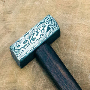 Marteau en acier de Damas, artisanat fait main, tête en métal à motifs, pièce de collection, acier forgé de qualité supérieure, marteau décoratif - Product Image 4