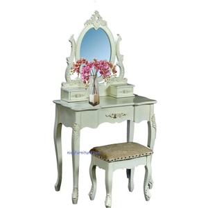 Miroir de bureau en acajou d'inspiration antique de style Louis français Rangement de meubles en bois d'intérieur européen sophistiqué pour - Product Image 2