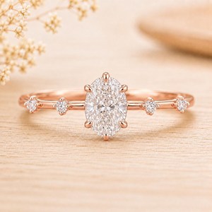 Bague de fiançailles en or massif 10K 14K 18K avec diamant de laboratoire ovale rond de couleur DEF et clarté VS VVS, design floral unique - Product Image 3