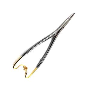 Portaagujas Mathieu T.C. Dorado 170mm 20-450-170, Instrumento Quirúrgico Manual Reutilizable de Acero Inoxidable para Sutura de Precisión Hermann - Product Image 3