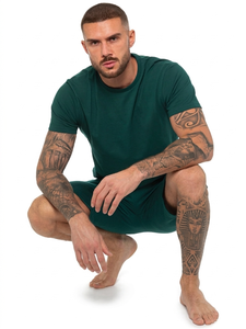 Conjunto de Camiseta de Satén Transpirable de Corte Regular y Pantalones Cortos Cargo para Verano - Verde - Product Image 2