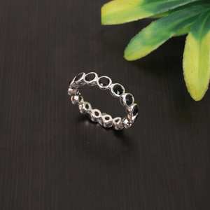 แหวนพลอยสีดำโอนิกซ์3มม. สีเงินสเตอร์ลิง925 - Product Image 1