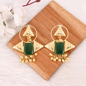 Boucles d'oreilles pendantes élégantes et stylées en onyx vert naturel, plaquées or, en laiton, pour femmes - Product Image 2