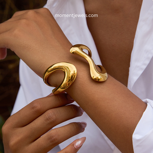 18K Real <b>Gold</b> <b>Plated</b> Stainless Steel <b>Bangle</b> for Women Heart Shape PVD Coated Hypoallergenic Jewelry 29g - Product Image 2