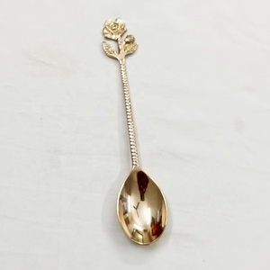 Stainless Steel <b>Gold</b> <b>Mirror</b> Polished <b>Rose</b> Flower Embossed Handle Soup Spoon For Restaurant Family Wholesale Restaurant Luxury - Product Image 1