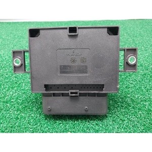 ECU และโมดูลคอมพิวเตอร์มือสองสำหรับรถยนต์ซีรีส์ 5 รุ่น EB686327702 - Product Image 2