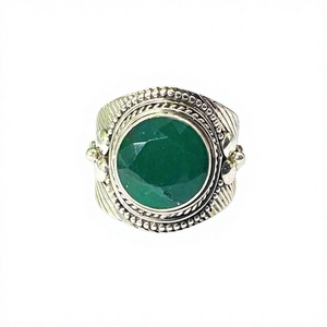 Bague en argent sterling 925 avec onyx vert naturel serti clos, pour femme, bijoux de fiançailles et de mariage, idéale pour les fiancées et les soirées. - Product Image 1