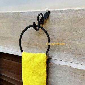 Porte-serviettes en fer forgé artisanal, décoration rustique pour salle de bain, style ferme, supports de serviettes en fer forgé - Product Image 1