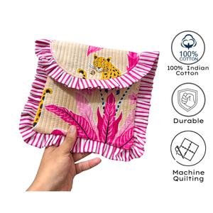 Pochette artisanale indienne imprimée au bloc, en coton matelassé avec bordure à volants, sac à cosmétiques écologique, imprimé tigre, durable, taille 11" x 9" - Product Image 2