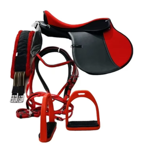 Juego Completo de Silla de Montar Sintética Roja y Negra para Ecuestres, Kit de Silla de Montar para Caballos con Brida, Cincha, Estribos y Riendas - Product Image 3