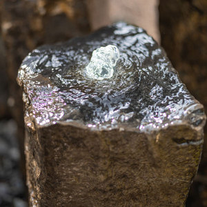 Juego de 3 Fuentes Modernas de Basalto Natural en Columna de 35/50/70cm, Resistente a las Heladas, Decoración de Agua con Pilares de Piedra Volcánica para Paisajismo - Product Image 2