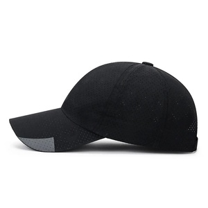 Gorra de Béisbol Vintage de Mezclilla PU Impermeable y Transpirable con 4 Paneles de Malla, Cierre a Presión, Logotipo Personalizado Bordado, para Senderismo y Pesca al Aire Libre - Product Image 4