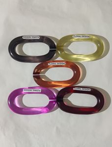 Chaînes décoratives en résine colorée au design moderne, personnalisables avec logo, faites à la main pour Diwali, anniversaires et mariages - Product Image 3