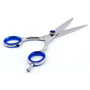 Tijeras de Peluquería Profesionales de Acero Inoxidable de 6 Pulgadas, con Punta Afilada y Tornillo Ajustable para Corte y Arreglo del Cabello - Product Image 5