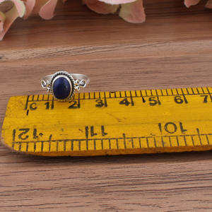 Anillo Solitario Clásico Boho Hecho a Mano con Gema de Lapislázuli de Corte Brillante y Engaste de Bisel en Plata de Ley 925 para Boda o Fiesta - Product Image 4