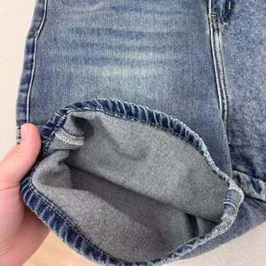 Shorts en jean brodés taille mi-haute RELICSTAR pour femme, style streetwear Y2K, avec ceinture, séchage rapide, respirant, 100 % coton, personnalisable - Product Image 3
