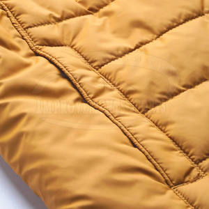 Veste matelassée pour homme de haute qualité bon marché Veste matelassée au design unique Veste matelassée de couleur unie - Product Image 5