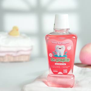 Bain de bouche Dr. Papie pour enfants 2+ sans fluorure, sans danger pour l'avalage, saveur pêche naturelle, xylitol, rafraîchisseur d'haleine, nettoyage buccal doux - Product Image 3