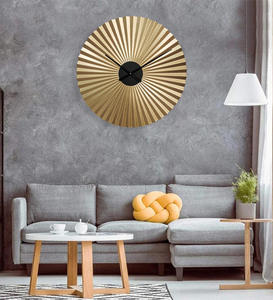 Reloj de pared metálico de alta calidad que agrega una sensación de orden y ritmo a las rutinas diarias. - Product Image 6