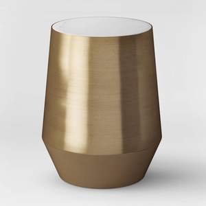 Table d'appoint en aluminium de haute qualité, design élégant, mobilier haut de gamme, accent métallique, table ottoman pour hôtel, maison, salon, laiton - Product Image 3