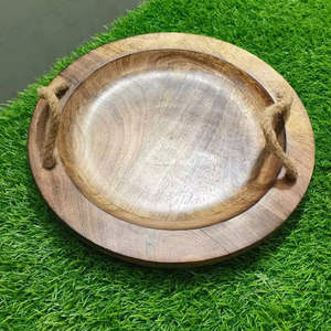 Plateau de service en bois de qualité supérieure, design 46, pour usage professionnel, élégant plateau décoratif en bois pour hôtels - Product Image 1