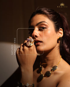 Bague Statement Plaqué Or avec Pierres Brutes Multiples |   Bague artisanale en pierres semi-précieuses - Product Image 4