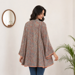 Túnica Étnica Elegante de Seda con Cuello en V para Mujer, Dobladillo en Capas, Tejido Transpirable y Lavable, Ecológico, Ajuste Relajado, Cintura Natural, Estilo Boho Chic - Product Image 3