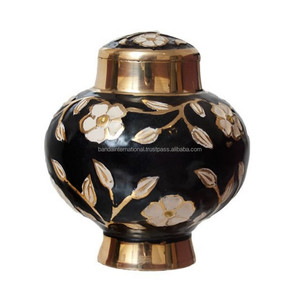 Urnas de cremación de latón de alta calidad y forma única con urnas funerarias de metal con acabado de mármol dorado y azul para cenizas humanas - Product Image 5