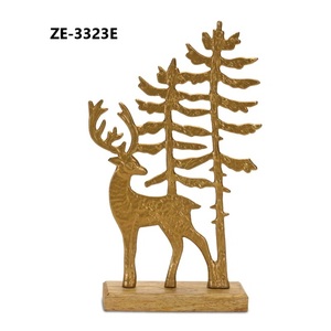 Escultura Artesanal de Ciervo y Árbol en Latón, Decoración Rústica para Mesa de Salón, Tema Navideño ZE-3323E - Product Image 1
