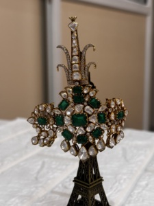 Gold Plated <b>Silver</b> Personalised <b>Sword</b> Brooch Flower Design Green Crystal Moissanite Rhinestones Men's Fashion Clothes Accessory - Product Image 3