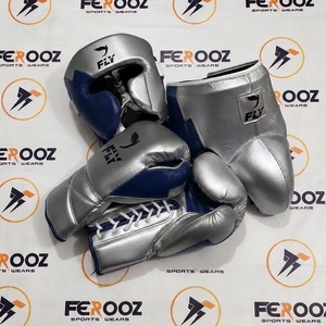 Ensemble de boxe en cuir haute performance, gants à lacets et casque de protection, articles de sport - Product Image 5