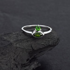 2026 New Trendy 925 Sterling <b>Silver</b> Minimalist Fine Jewelry Chrome Diopside Green Gemstone Bezel Setting Fine <b>Ring</b> Women's Gift - Product Image 2