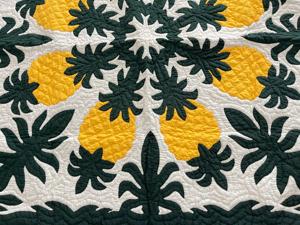 Beautiful Classy Vintage Trendy Handmade Pineapple Patterned 100% Cotton Washable Hawaiian Quilts for Home & Hotel Decoration - Product Image 2