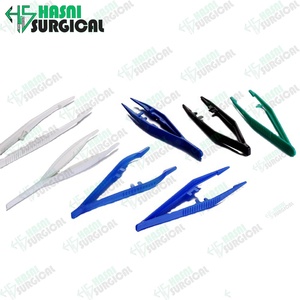 Pince à épiler en plastique jetable pour matériel médical sûr et sain de qualité A-+ Pince à épiler en acier inoxydable de haute qualité - Product Image 2