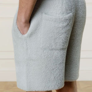 Pantalones Cortos de Mohair Profesionales al por Mayor con Acabado Peludo Distintivo, Personalización de Marca, Venta Directa de Fábrica - Product Image 3