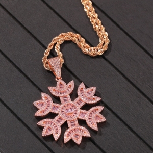 Colgante de Moissanita con Diseño de Copo de Nieve - Elegante Colgante de Moissanita en Plata de Ley 925, Diseño Clásico Hip Hop con Brillo Atemporal - Product Image 3