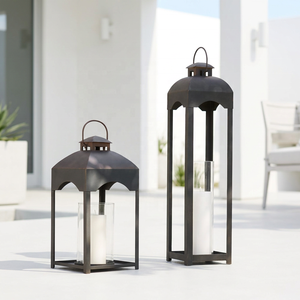 Fabricants de lanternes à bougies élégantes en métal noir pour la décoration de la maison et du patio - Product Image 1