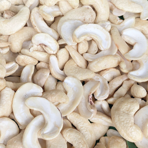 Noix de cajou de qualité supérieure, norme ISO, W240, origine Vietnam Santigo - Product Image 1