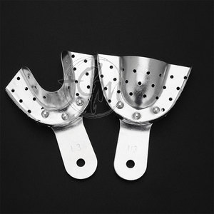 Bandejas de Impresión Universales de Acero Inoxidable: Herramientas Dentales Diseñadas para un Moldeado Consistente y una Eficiencia Clínica - Product Image 3