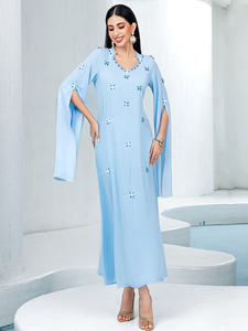 ชุดอาบายะแบบเรียบหรูสไตล์ดูไบ Butterfly Modest Luxe ขายส่ง รับผลิตตามแบบ OEM/ODM ผ้าโพลีเอสเตอร์ คอวี ความยาวระดับข้อเท้า สำหรับผู้หญิง คอลเลคชั่นฤดูใบไม้ผลิ - Product Image 1