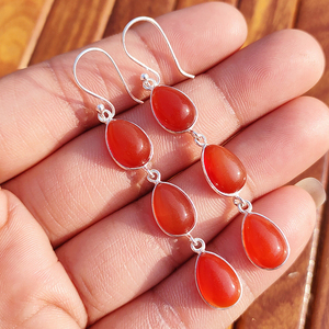 Boucles d'oreilles pendantes longues en laiton plaqué argent avec pierres précieuses naturelles en cornaline, serties en clos, style bohème chic, cadeau pour femme - Product Image 1