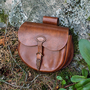 Bolso de Cuero Estilo Medieval, Bolso de Hombro Vintage, Accesorio para Disfraces Históricos, Bolsa de Cuero Medieval Hecha a Mano - Product Image 2